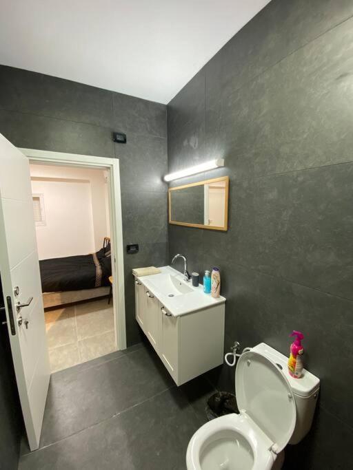 הדירה בדובדבן - The Apartment In Dovdvan Tiberias Exterior photo